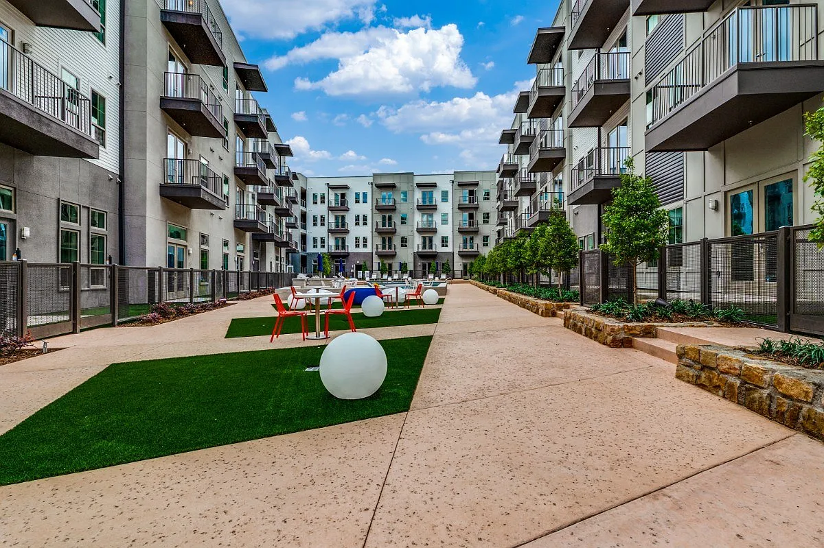 Luxia River East — Photo 2