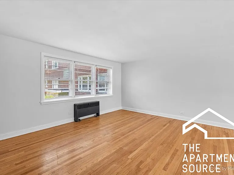 2729 W Berwyn Ave #2 — Photo 9