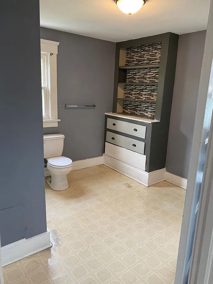 Large 3 Bedroom NW Canton House for Rent — Photo 3