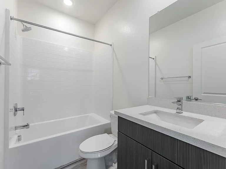 Anden — Photo 25