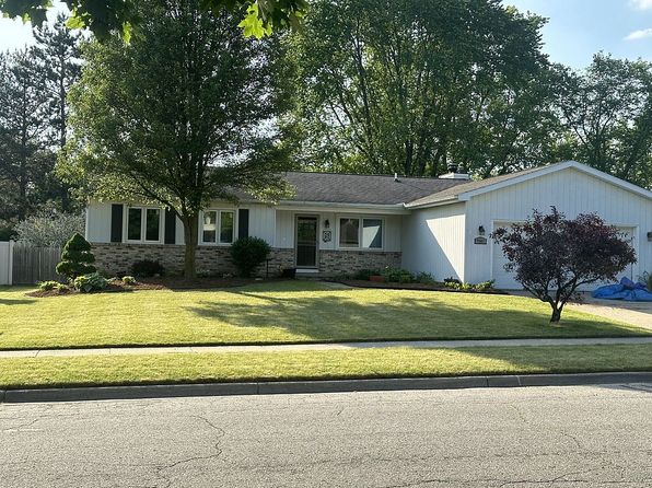 5587 Wood Valley Dr