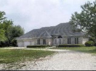 2065 S Hieland Rd, Saint Anne, IL 60964