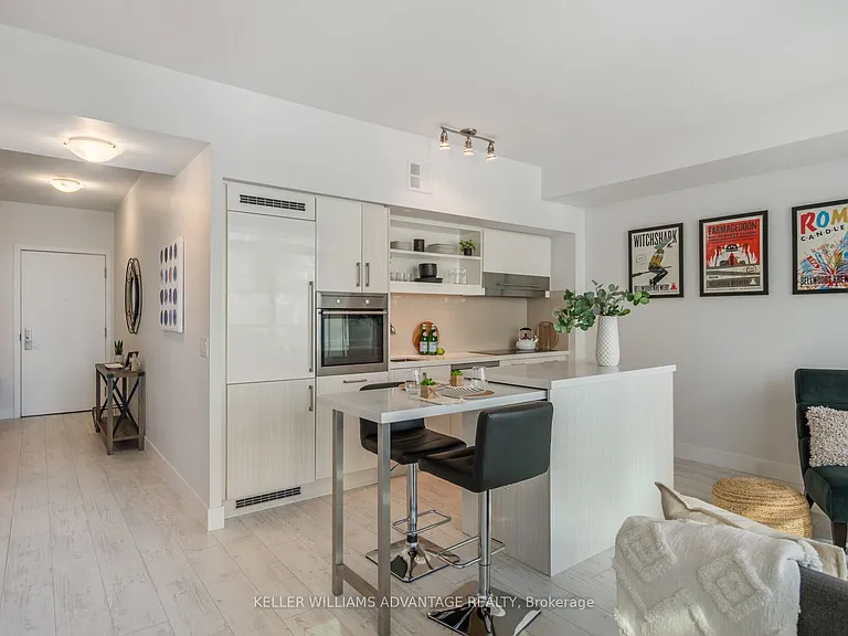 39 Sherbourne St #808 — Photo 8