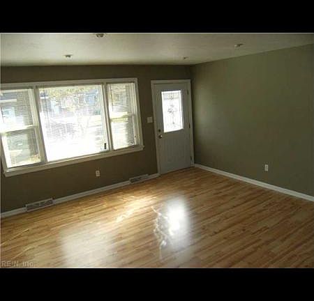 3rd image of 6436 Adair Ave