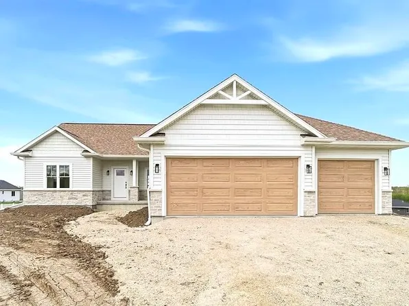 112 Shady Ln, Eden, WI 53019