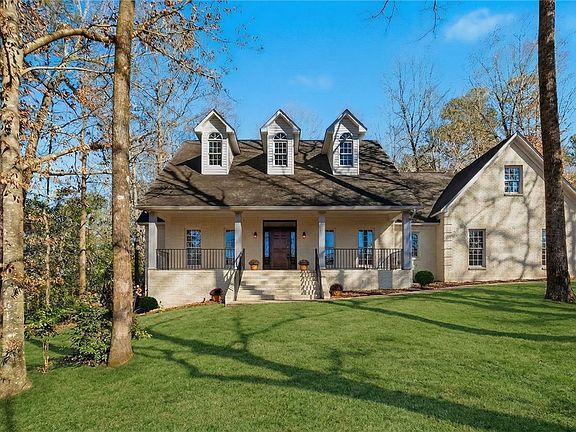 2nd image of 2567 Bent Creek Rd