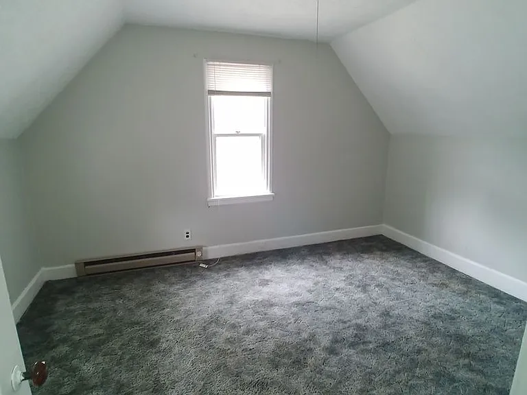 308 N 11th St — Photo 21