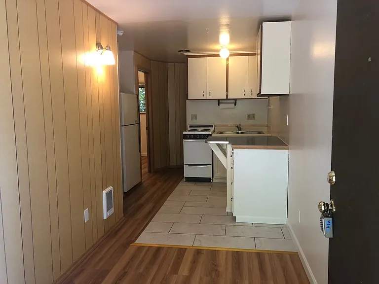 710-7125 NE 43rd St — Photo 5