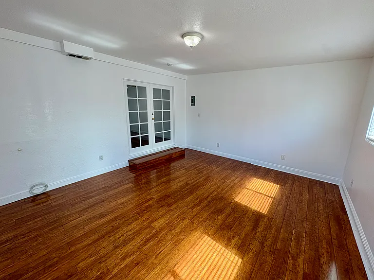766 Jefferson Ave #A — Photo 7