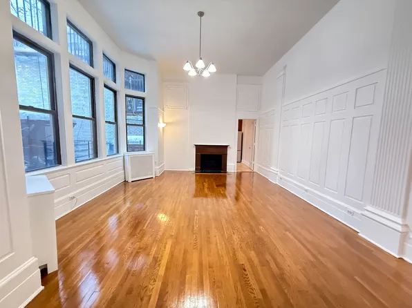 130 East 61st Street image 1 of 14