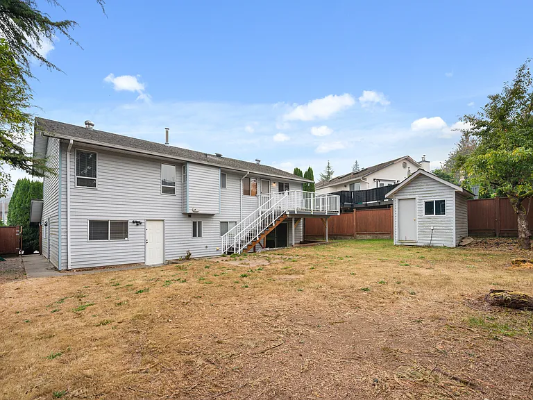 3639 Dunsmuir Way — Photo 35