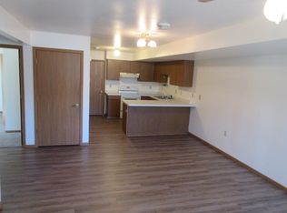 202 W North St, Poynette, WI 53955