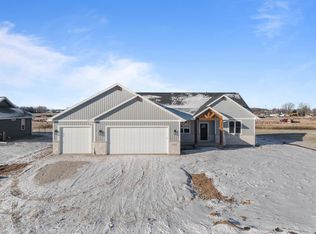 N9249 Touchdown Dr, Appleton, WI 54915