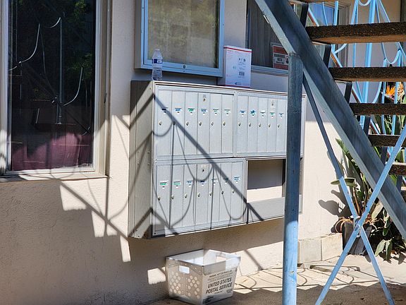 2nd image of 4124 Grand View Blvd