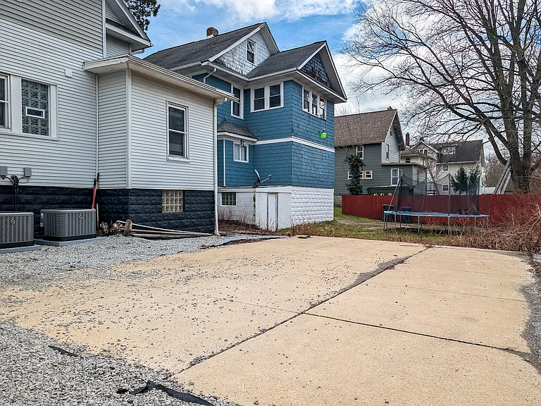 1268 Pondview Ave #A — Photo 18