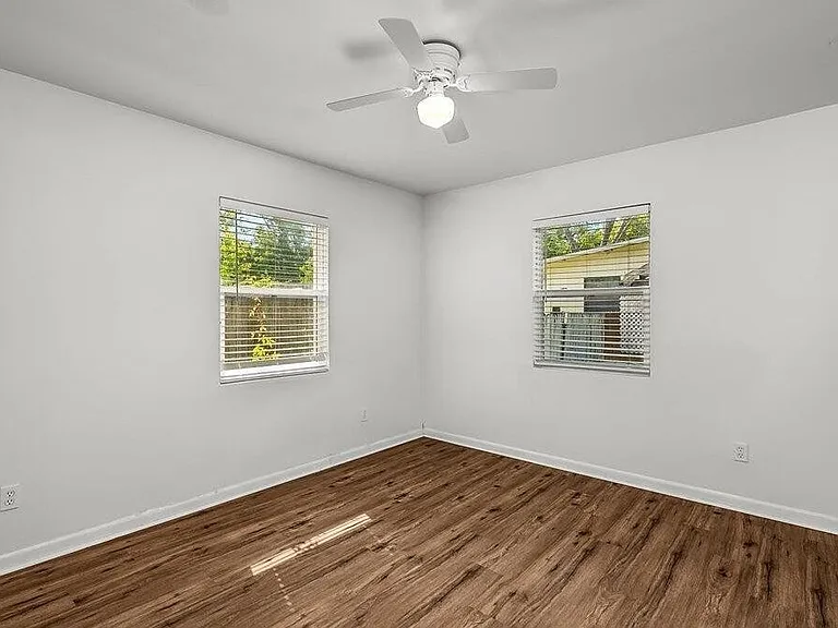 3919 Skycrest Dr — Photo 30