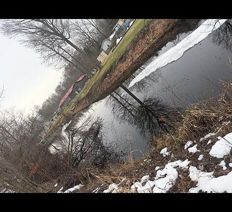 4th image of 4095 E Shore Dr
