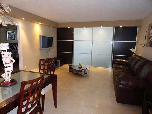 1st image of 5005 Collins Ave APT 418