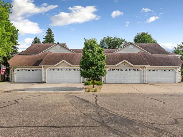 994 Hill Ct, Shoreview, MN 55126