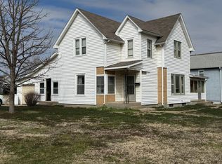 805 N Walnut St, Beloit, KS 67420