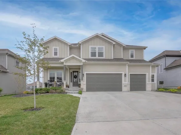 16982 S Penrose Ln, Olathe, KS 66062