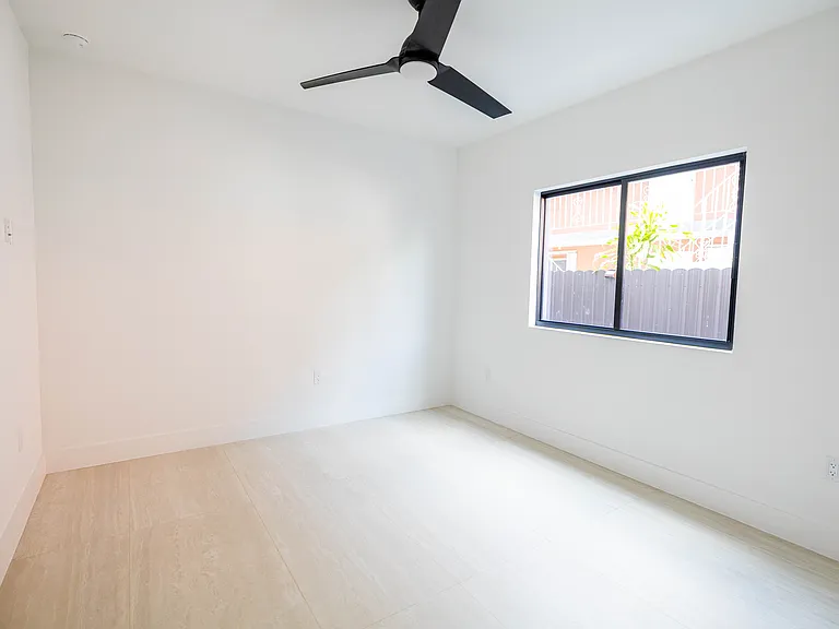 3189 SW 23rd Ter #3189 — Photo 72
