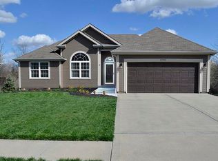 10943 N Oxford Ave, Kansas City, MO 64157