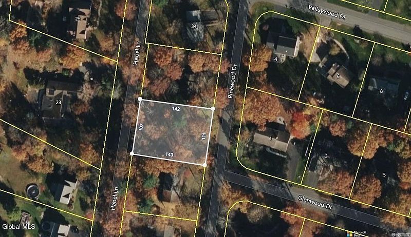 4th image of L22 Pinewood Drive