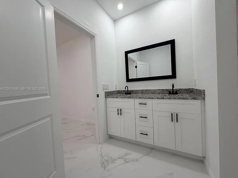 2706 72nd St W — Photo 10