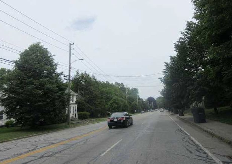 Exterior Neighborhood (street photo)