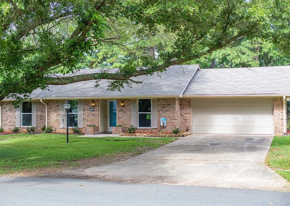 1st image of 107 Mill Creek Ln