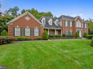 16113 Llewellyn Manor Way, Silver Spring, MD 20905