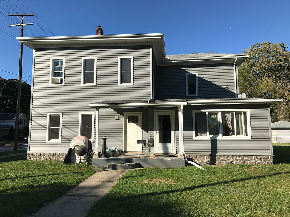 1st image of 66 Grand Ave