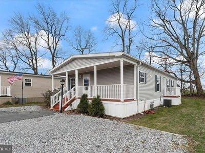 212 Amber Cir, New Holland, PA, 17557