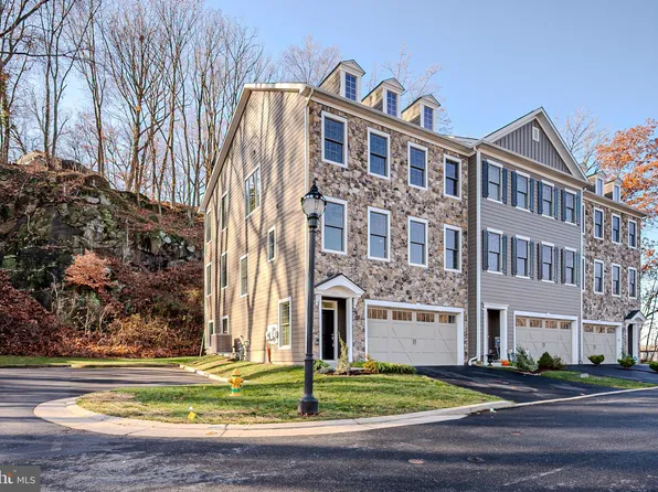 2571 Riddle Ave, Wilmington, DE 19806