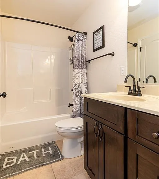 5919 Orcutt Ave — Photo 4