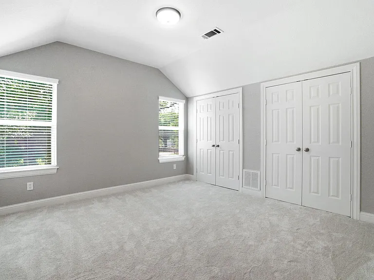 502 Louisa St — Photo 30