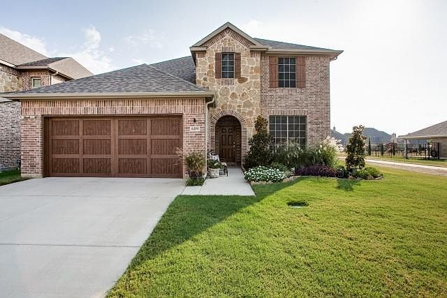 1st image of 609 Miramar Dr