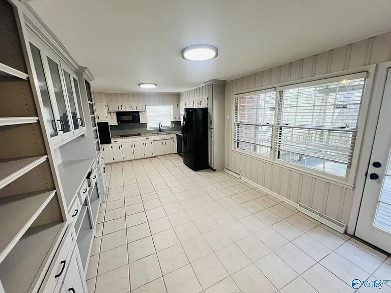 4006 Devon St SE — Photo 8
