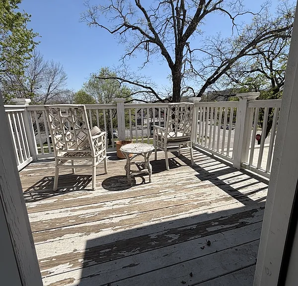 845 Illinois St — Photo 27