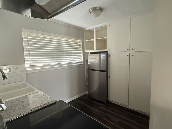 5th image of 1660 Richmond Ave #11485746