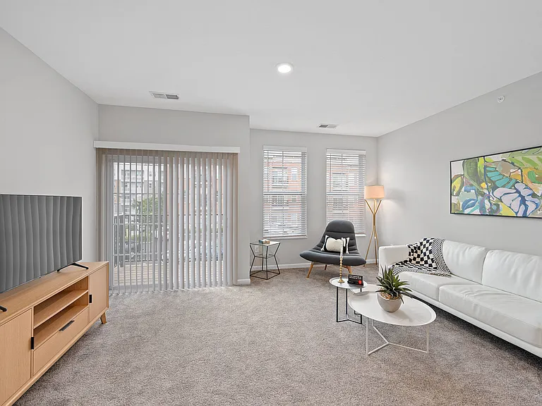 Monmouth Row Apartments — Photo 107