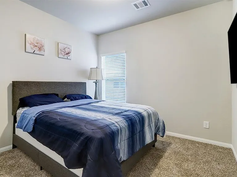 22219 Sovereign Heights Ln — Photo 7