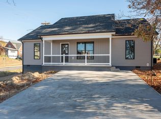 602 5th St, Shenandoah, VA 22849