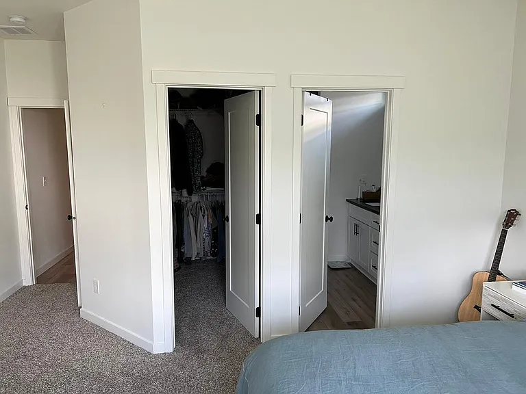 3316 E 25th Ave — Photo 12