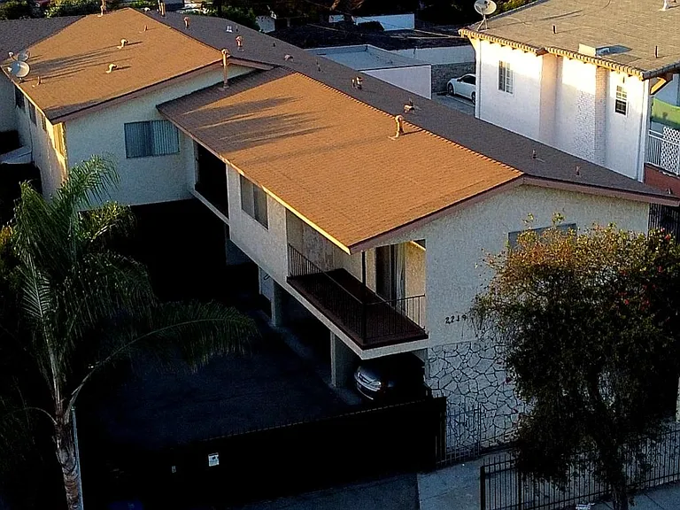 2219 S Crenshaw Blvd #2 — Photo 2