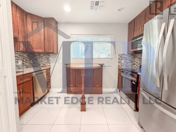 1003 W Howe St, Tempe, AZ 85281