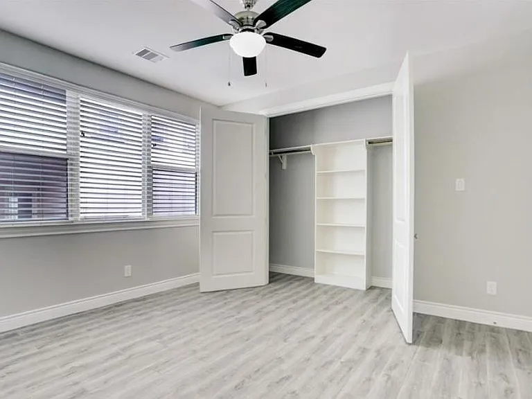 8907 Spring Knoll Forest Dr — Photo 19
