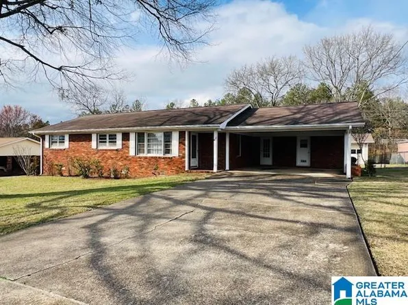613 Brentwood Dr, Anniston, AL 36206