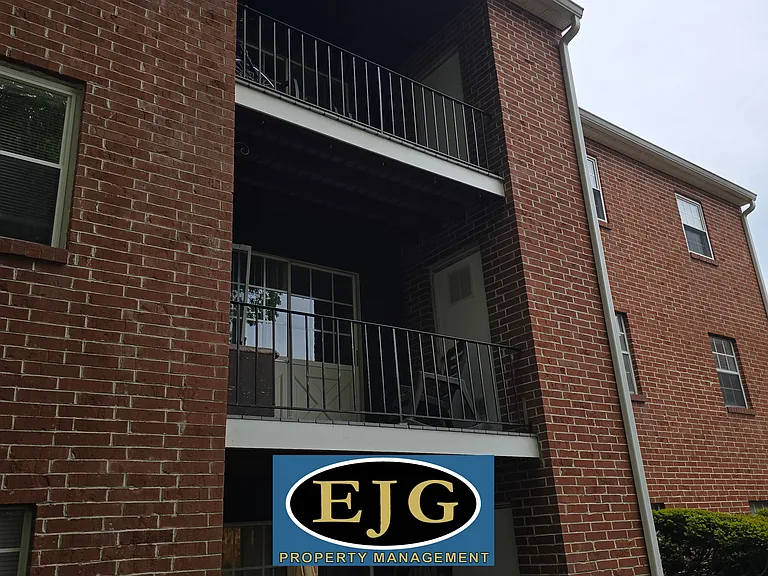 6 Louisburg Sq #8 — Photo 45